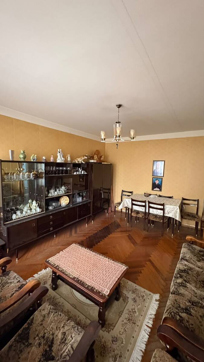 Satılır 4 otaqlı köhnə tikili 103 m² — Mənzil, Bakı (6)