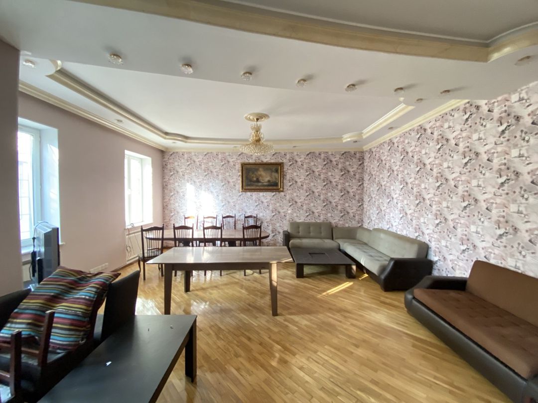 Satılır 7 otaqlı həyət evi/bağ evi 400 m² — Ev, villa, Bakı (2)