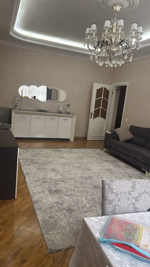 2-otaqlı yeni tikili kirayə verilir, 8-ci mkr., 90 m² — Bakı