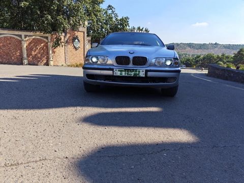 BMW 523, 2.5 L, 1997 il, 495 987 km — Tovuz