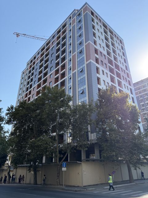 Satılır 3 otaqlı yeni tikili 188 m² — Bakı