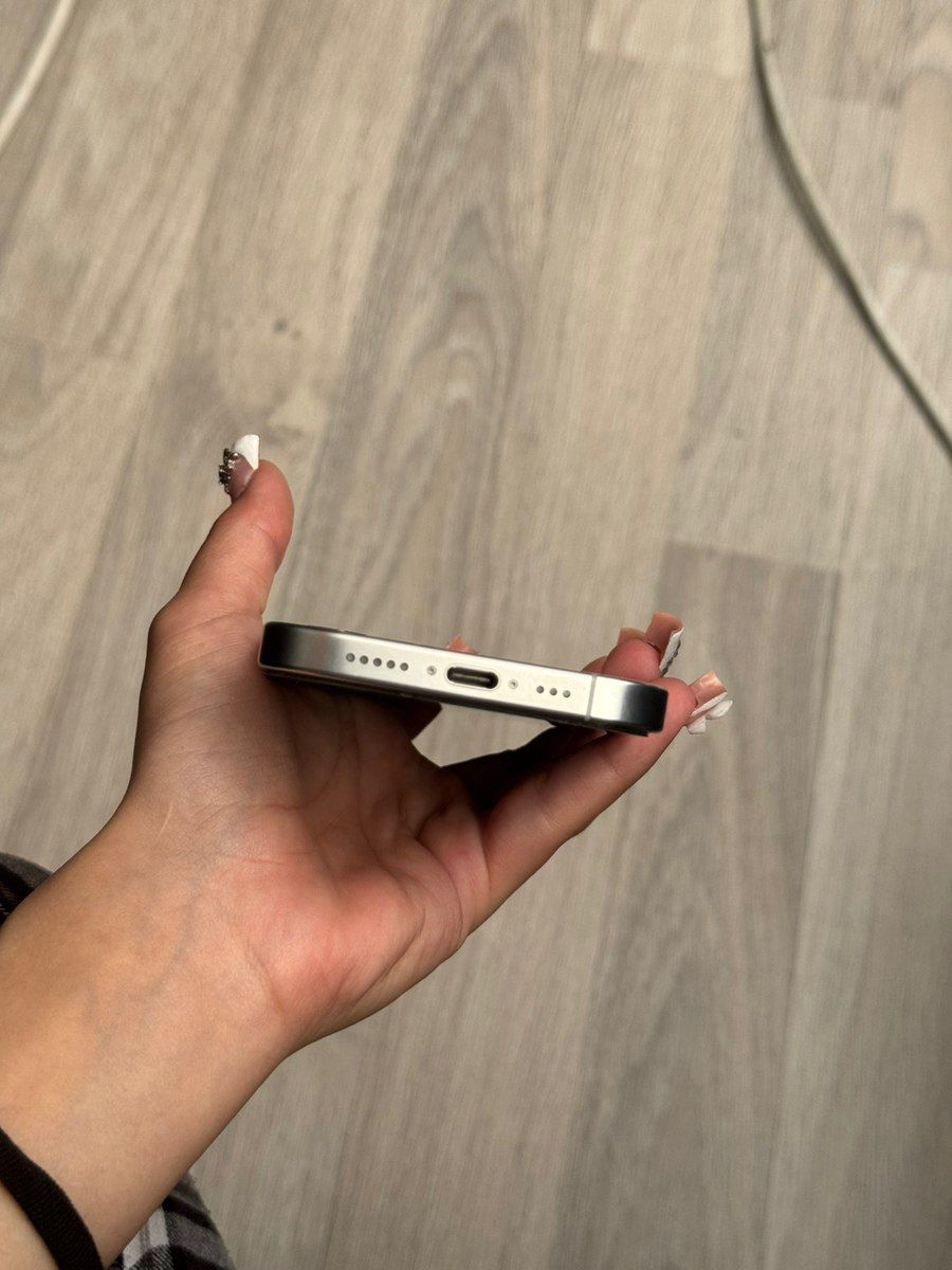 Apple iPhone 16 Pro White Titanium 256GB/8GB — Smartfonlar, Bakı (4)