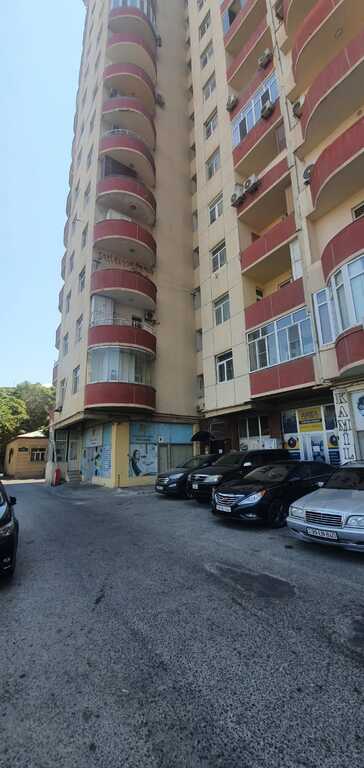 Satılır obyekt 50 m² — Bakı