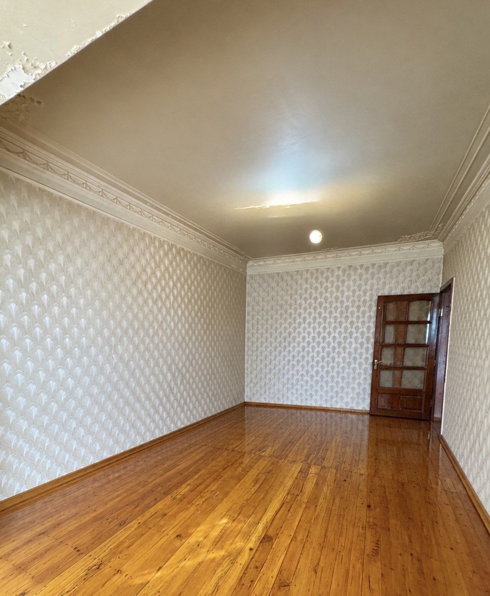 Satılır 2 otaqlı köhnə tikili 64 m² — Mənzil, Bakı (3)