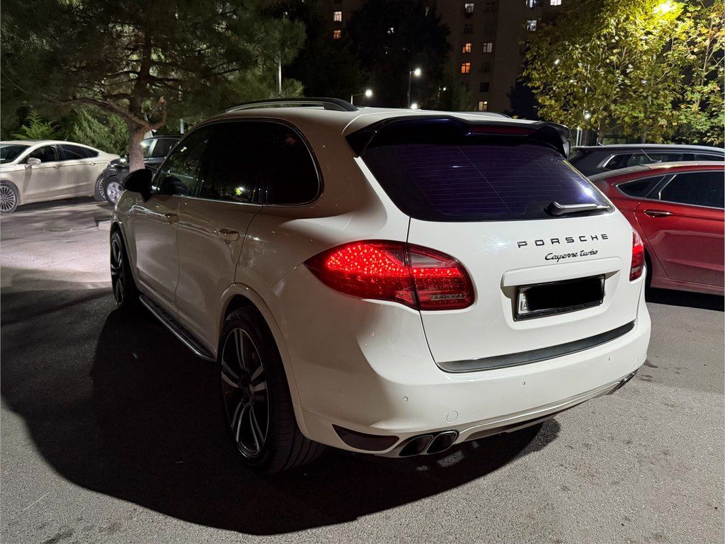 Porsche Cayenne Turbo, 4.8 L, 2010 il, 206 000 km — Avtomobillər, Bakı (4)