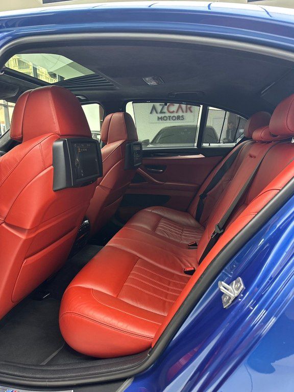 BMW M5, 4.4 L, 2013 il, 158 000 km — Avtomobillər, Bakı (12)