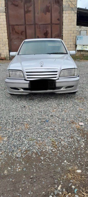 Mercedes C 250, 2.5 L, 1996 il, 450 000 km — Beyləqan