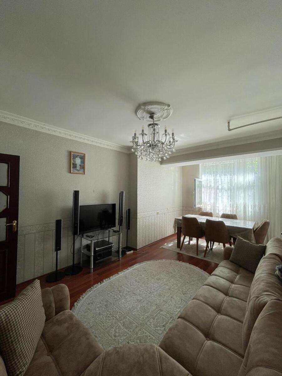 Satılır 4 otaqlı köhnə tikili 120 m² — Mənzil, Bakı (3)