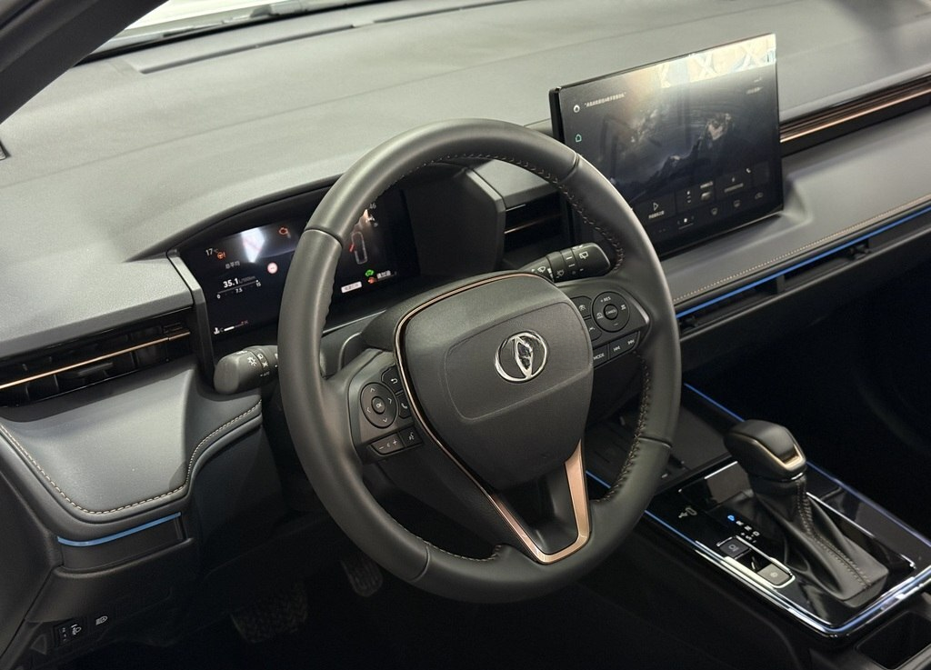 Toyota Frontlander, 2025 il, 0 km, 2 L — Avtomobillər, Bakı (12)