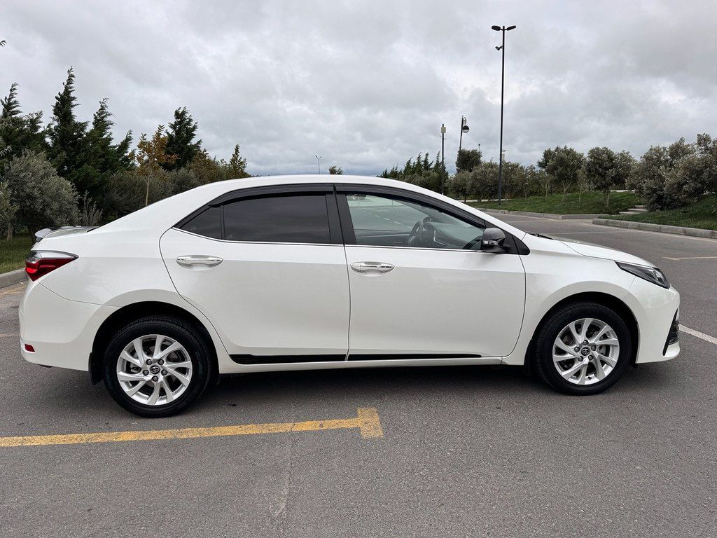 Toyota Corolla, 1.8 L, 2017 il, 139 600 km — Avtomobillər, Sumqayıt (9)