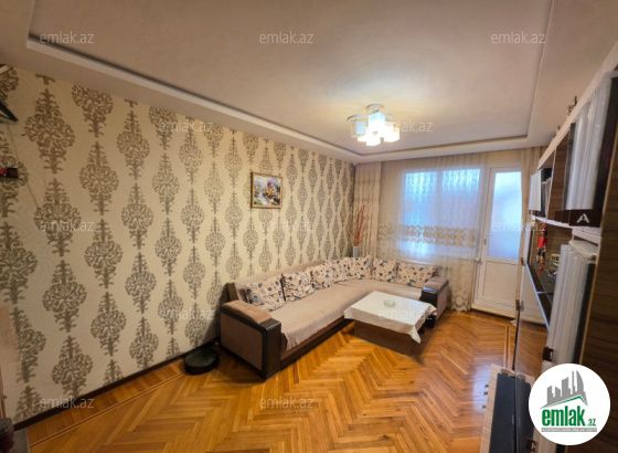 Satılır 2 otaqlı 50 m² köhnə tikili 6 mkr — Mənzil