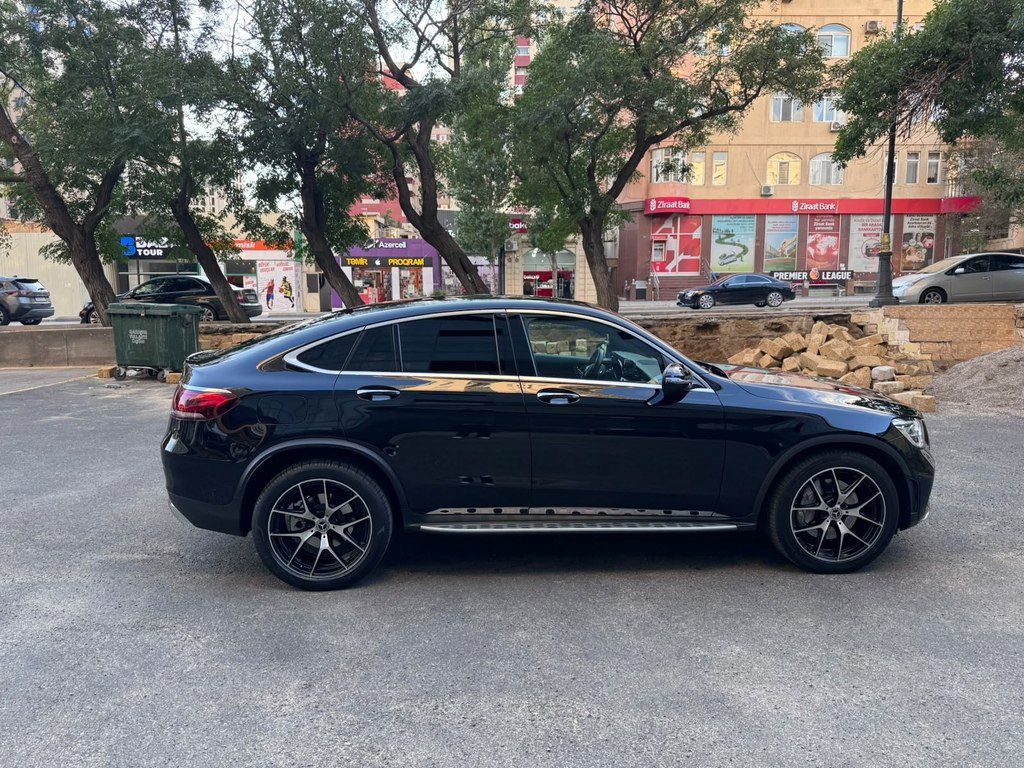 Mercedes GLC 300 4MATIC Coupe, 2.0 L, 2020 il, 100 000 km — Avtomobillər, Bakı (6)