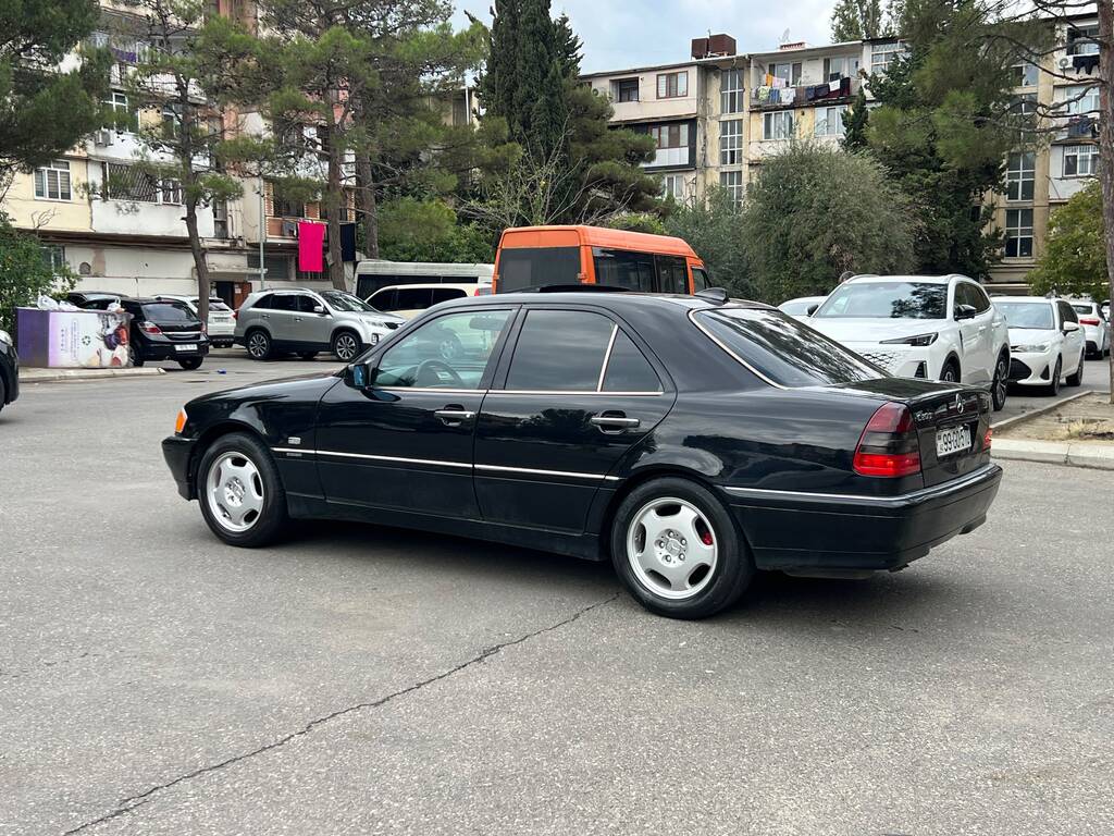 Mercedes C 230, 2.3 L, 2000 il, 245 697 km 99-GO-510 — Avtomobillər, Bakı (4)
