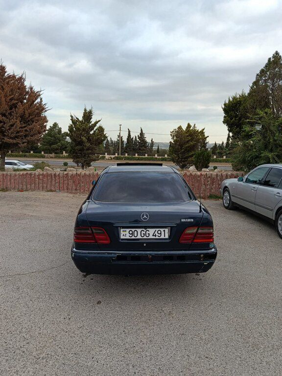 Mercedes E 230, 2.3 L, 1995 il, 462 000 km 90-GG-491 — Avtomobillər, Bakı (2)
