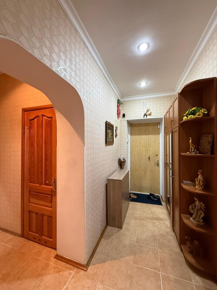 Satılır 3 otaqlı köhnə tikili 95 m² — Mənzil, Bakı (8)