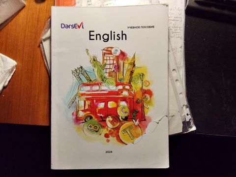 Məhsul: DarsEvi “English” – tədris vəsaiti (2024) Təsvir: - İngilis — Bakı
