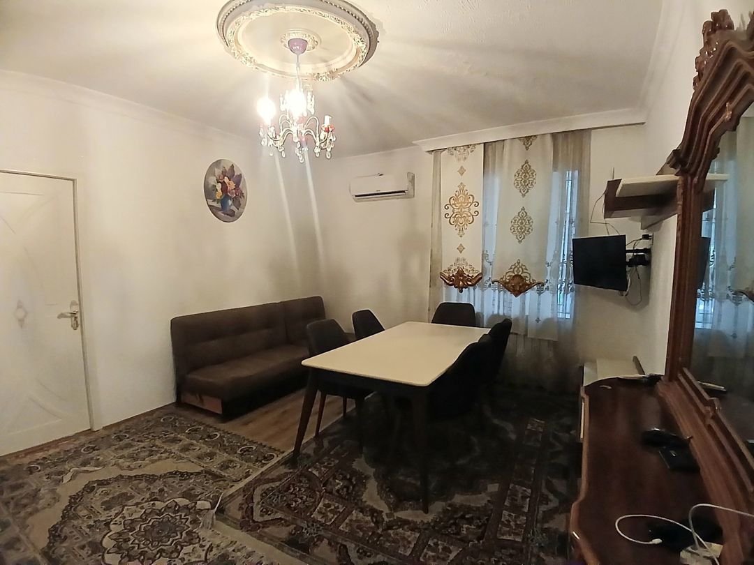 2-otaqlı mənzil kirayə verilir, 28 May m., 50 m² — Mənzil, Bakı