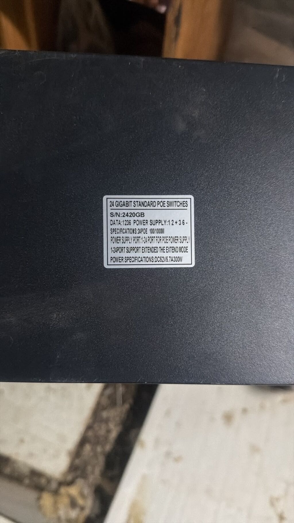 24-Port Gigabit PoE Switch - Model qeydində: “24 Gigabit Standard PoE — Şəbəkə və server avadanlığı, Bakı (2)