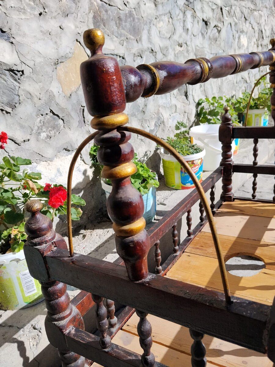 Beşik — Mebel, Bakı (4)