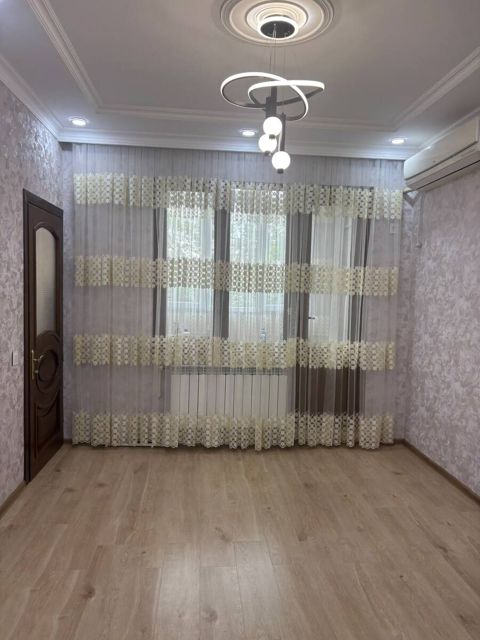 Satılır 2 otaqlı köhnə tikili 50 m² — Bakı