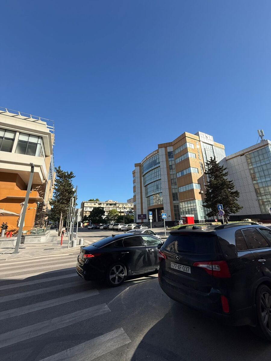 Satılır obyekt 225 m² — Əmlak, Bakı (2)