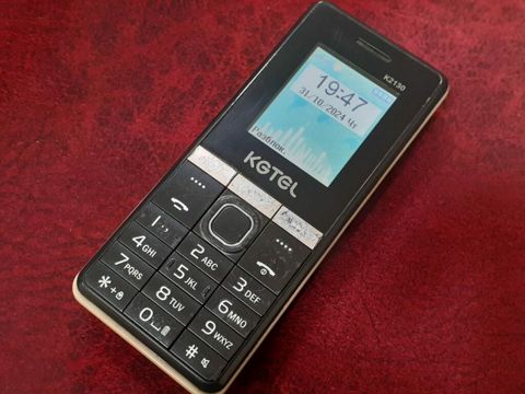 Qiymət Sondu. Telefon təmiz problemsizdi. Göndərilmə var bütün — Gəncə