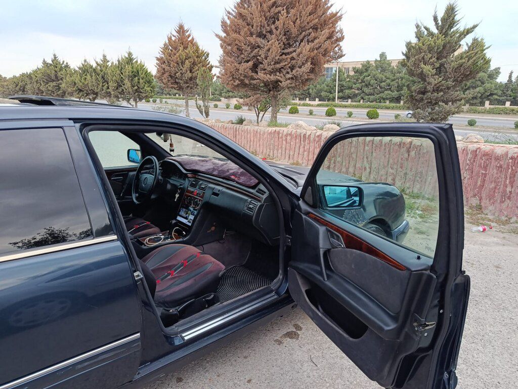 Mercedes E 230, 2.3 L, 1995 il, 462 000 km 90-GG-491 — Avtomobillər, Bakı (7)