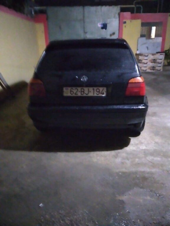 Volkswagen Golf, 1.8 L, 1993 il, 150 000 km 62-BJ-194 — Avtomobillər, Bakı (4)