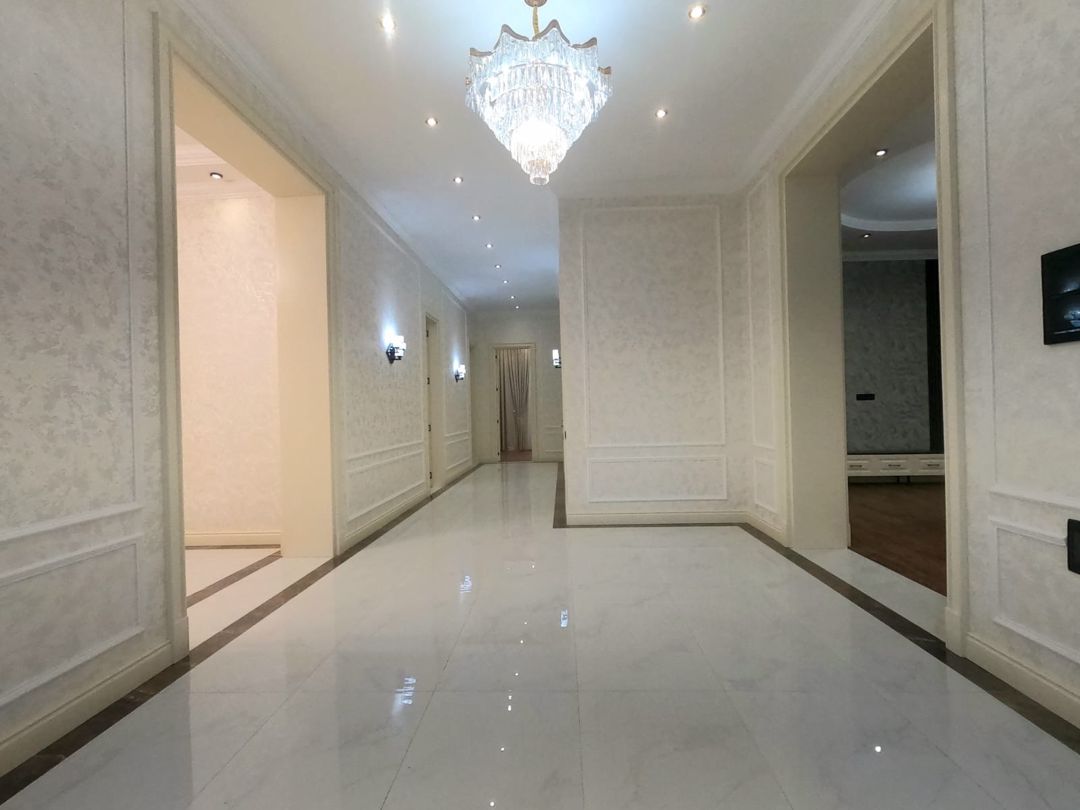 Satılır 5 otaqlı həyət evi/bağ evi 240 m² — Ev, villa, Bakı (8)