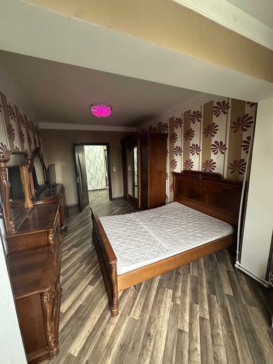 Satılır 2 otaqlı köhnə tikili 60 m² — Mənzil, Bakı (3)