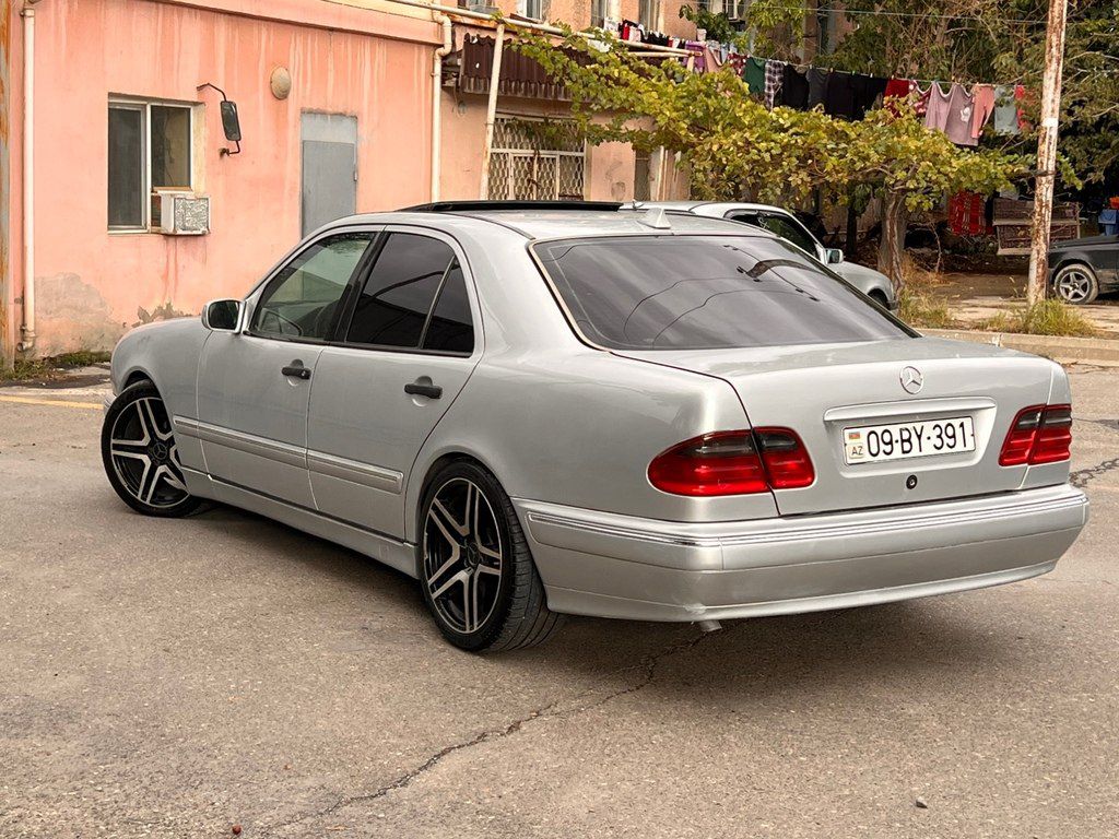 Mercedes E 220, 2.2 L, 1998 il, 308 000 km 09-BY-391 — Avtomobillər, Sumqayıt (6)
