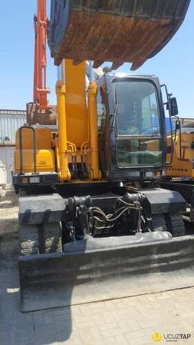 Tikinti texnikası Komatsu, 2020 — Ekskavatorlar, Bakı (2)