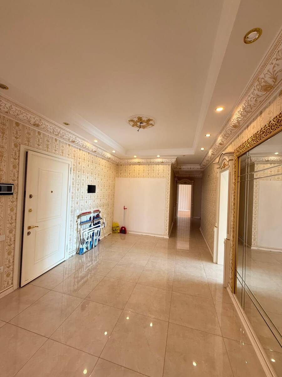 Satılır 3 otaqlı yeni tikili 235 m² — Mənzil, Bakı (5)