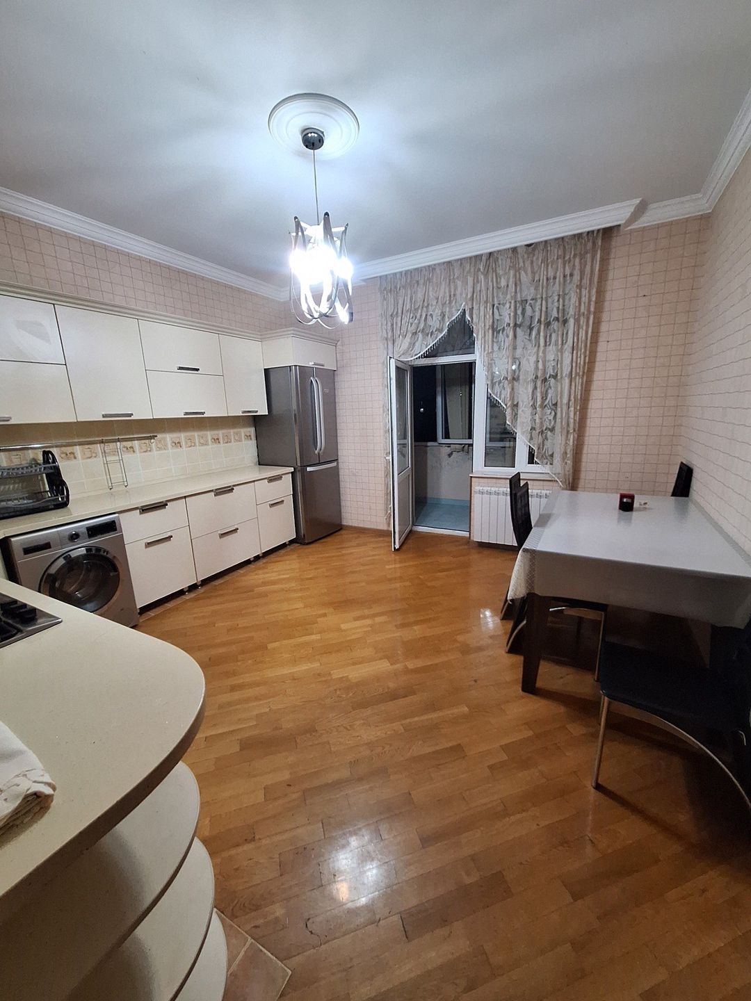 İcarəyə verilir 4 otaqlı yeni tikili 136 m² — Mənzil, Bakı (2)