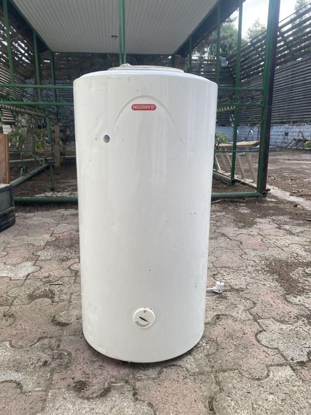 Ariston 100 l, İşlənmiş, Kredit yoxdur, Ünvandan götürmə — Su qızdırıcılar, Bakı (3)