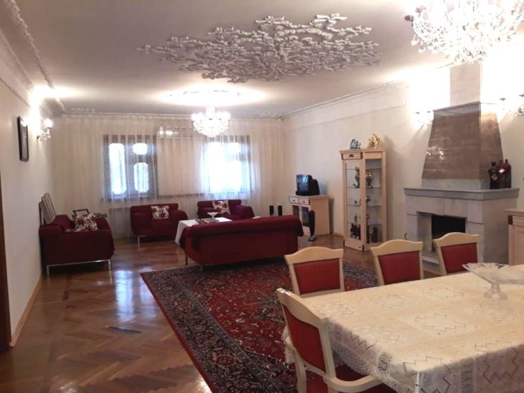 Satılır 6 otaqlı həyət evi/bağ evi 700 m² — Ev, villa, Bakı (6)