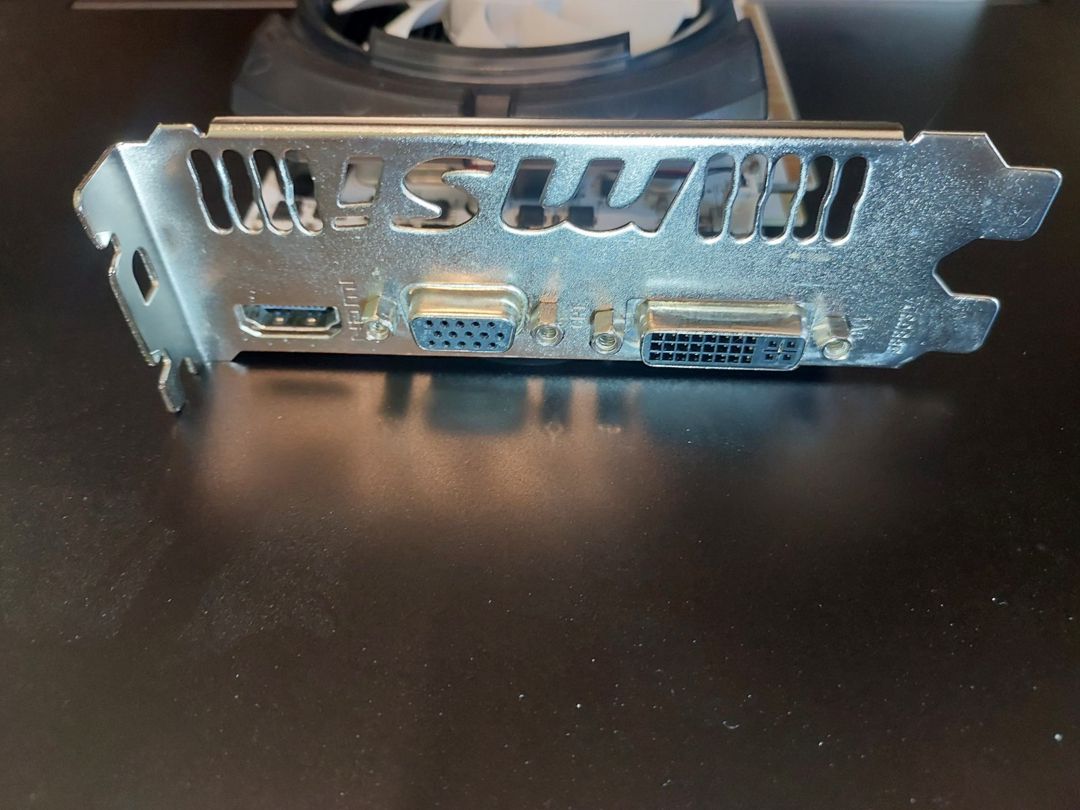 Video kart MSİ GT730 — Kompüterlər və noutbuklar, Bakı (3)