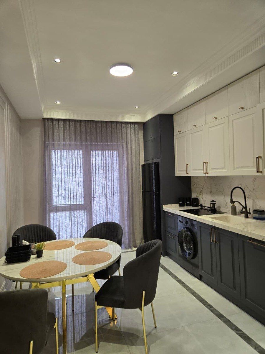 İcarəyə verilir 3 otaqlı yeni tikili 130 m² — Mənzil, Bakı (8)