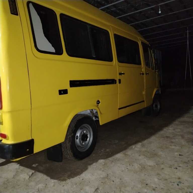 Mercedes 208 D, 2.1 L, 1994 il, 140 000 km 10-VG-721 — Avtomobillər, Biləsuvar (7)