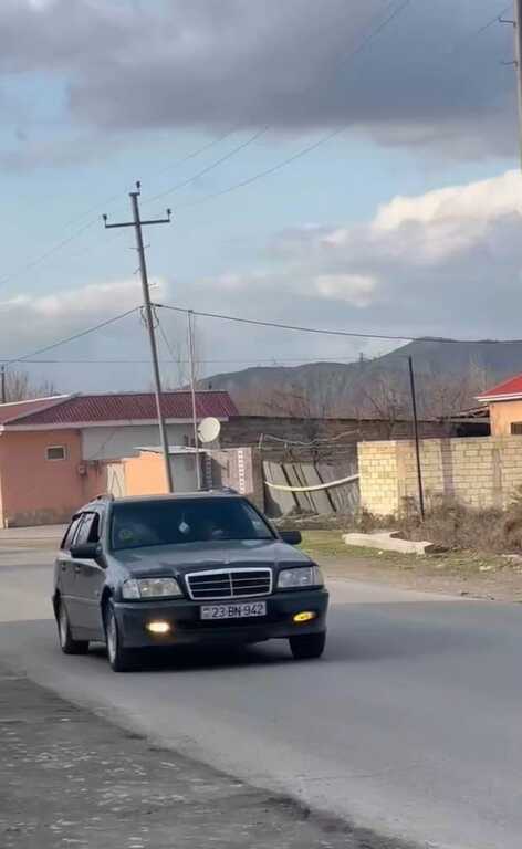 Mercedes C 200, 2.0 L, 2000 il, 415 000 km 23-BN-942 — Avtomobillər, Göyçay (3)