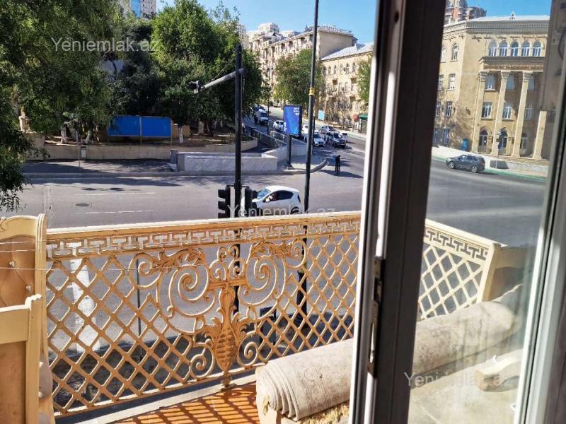 Satılır 3 otaqlı Bina evi menzil (Köhnə tikili), 87 m², Yasamal rayonu — Mənzil, Bakı (2)