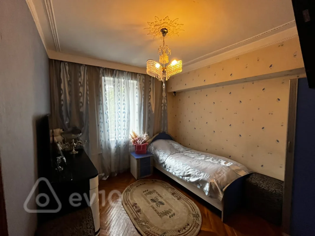 4 otaqlı mənzil, 150 m², Nermanov prospekti 43 — kirayə — Mənzil, Bakı (5)