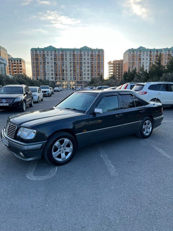 Mercedes 220 E, 2.2 L, 1995 il, 345 000 km 10-ZU-698 — Avtomobillər, Sumqayıt (3)