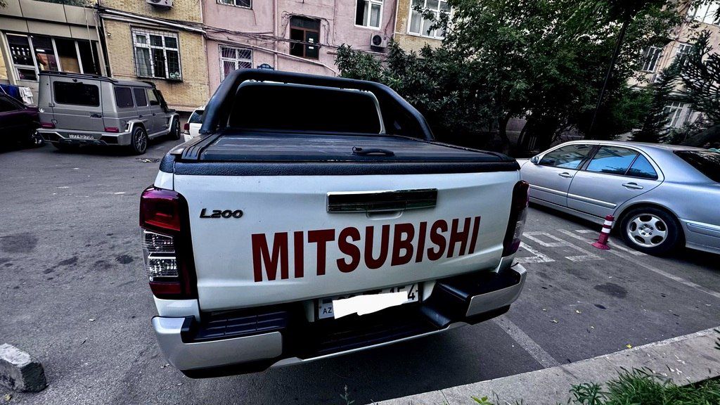 Mitsubishi L200, 2.4 L, 2023 il, 62 000 km — Avtomobillər, Bakı (12)