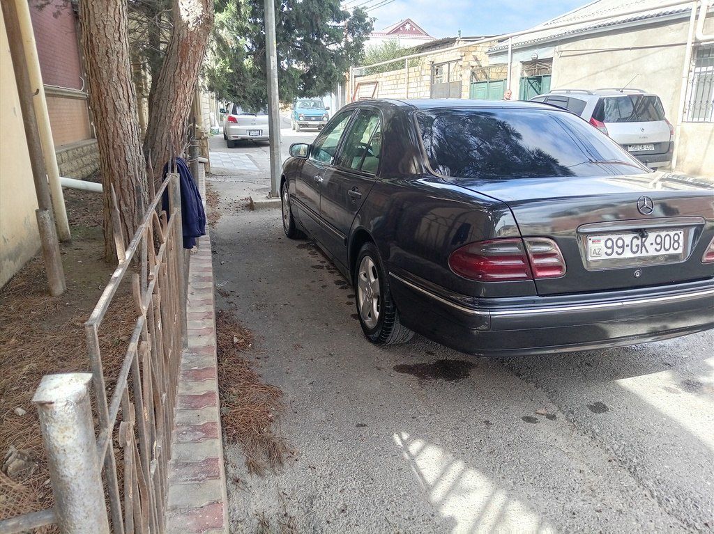 Mercedes E 220, 2.2 L, 2000 il, 452 000 km 99-GK-908 — Avtomobillər, Bakı (5)