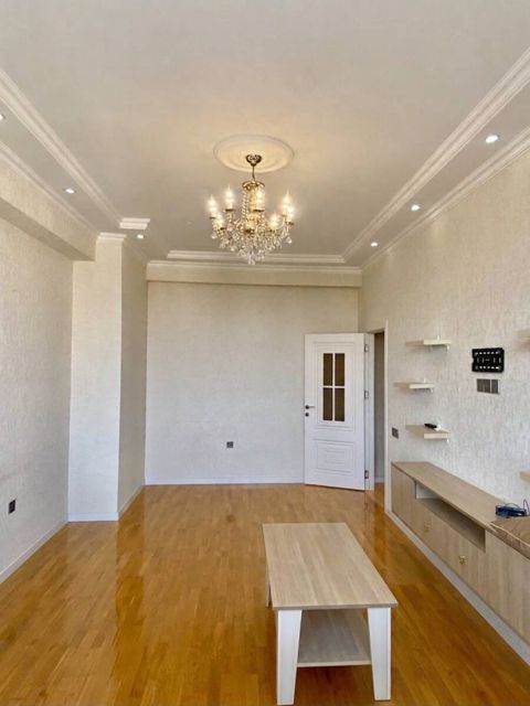Satılır 2 otaqlı yeni tikili 80 m² — Bakı