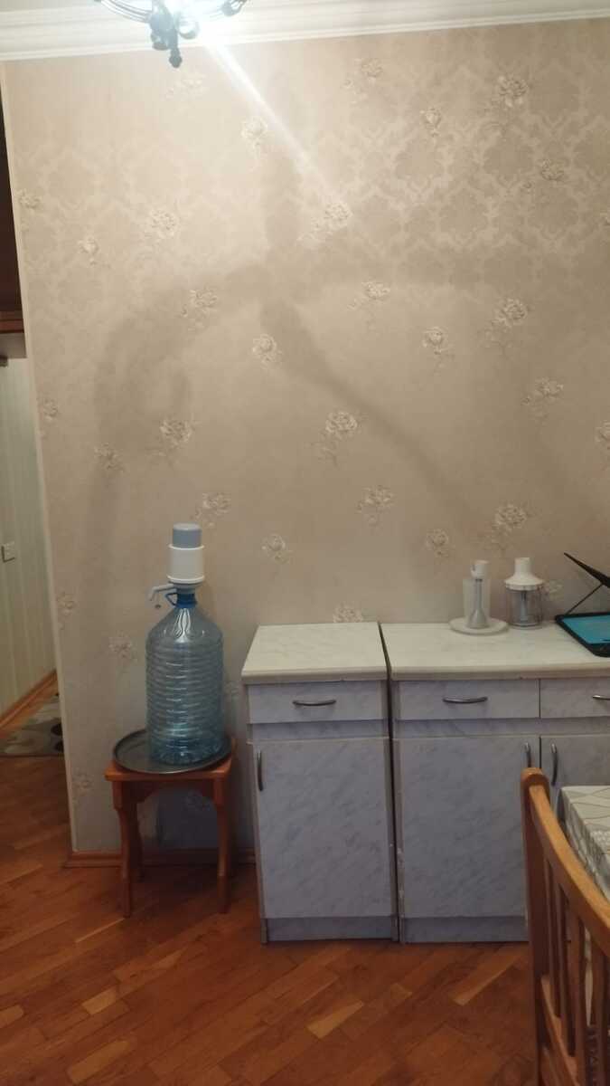 Satılır 1 otaqlı köhnə tikili 41 m² — Mənzil, Bakı (8)