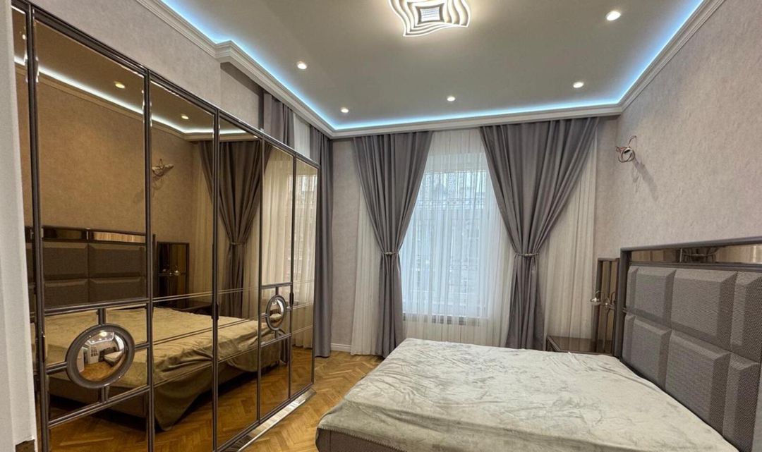 İcarəyə verilir 3 otaqlı köhnə tikili 95 m² — Mənzil, Bakı (9)