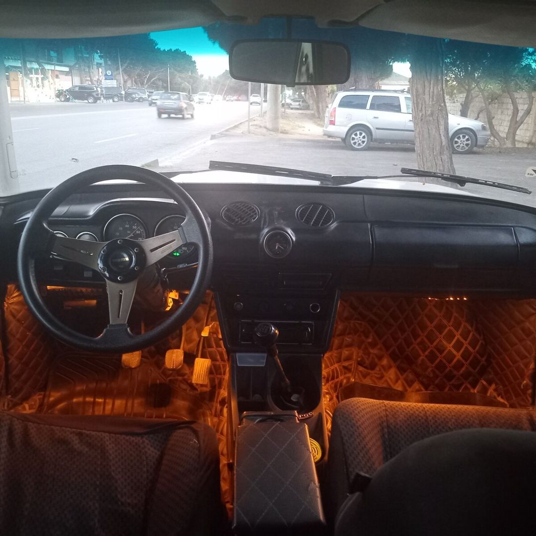 Lada (vaz) 2106, 1991 il 10-FX-490 — Avtomobillər, Bakı (8)