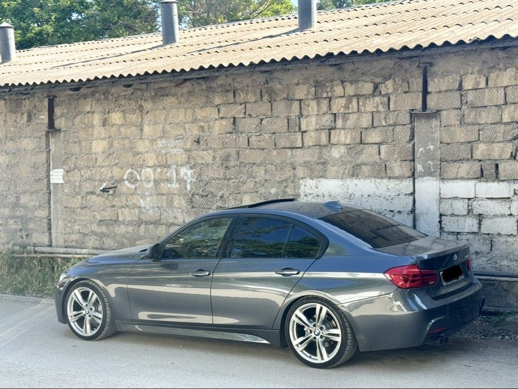 BMW 330, 2.0 L, 2016 il, 135 000 km — Avtomobillər, Bakı (5)